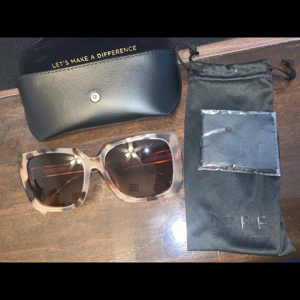DIFF Eyewear Sunglasses SOPHIE
